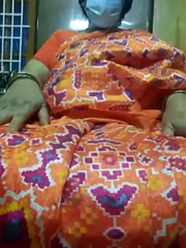 Snapshot of tamil_ponnu_25 chatting on 07-07-26, 01:36 tamil ponnu 25 online show from 07-07-26, 01:36