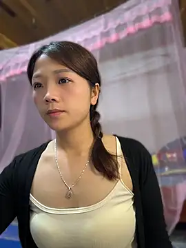 hhanni06 online show from 07-25-26, 12:33