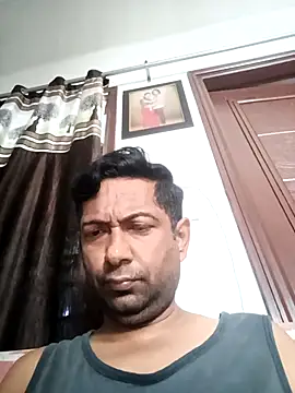 Snapshot of Anyone_143 chatting on 07-10-26, 04:45 Anyone 143 online show from 07-10-26, 04:45