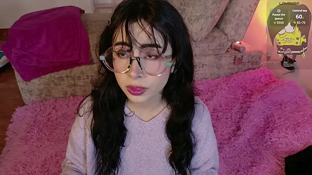Snapshot of Vi_anayaa chatting on 07-17-26, 12:24 Vi anayaa online show from 07-17-26, 12:24