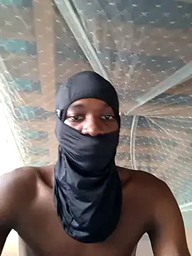 Snapshot of kairo_reign chatting on 06-24-26, 02:48 kairo reign online show from 06-24-26, 02:48