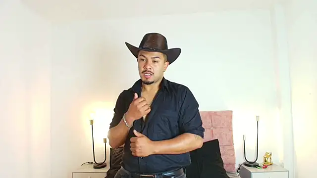 Snapshot of BrunoSilva_ chatting on 06-26-26, 12:22 BrunoSilva online show from 06-26-26, 12:22