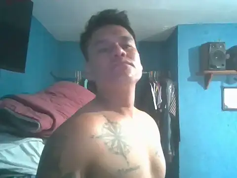 LatinoLeones online show from 07-05-26, 07:43