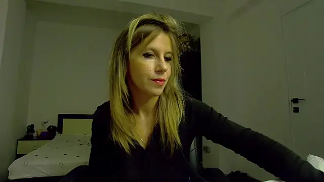 DedeSibel online show from 03-23-26, 04:18