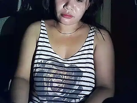 Snapshot of steffani_love chatting on 06-29-26, 05:12 steffani love online show from 06-29-26, 05:12