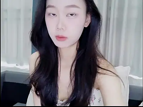 Snapshot of yuyu9988 chatting on 07-08-26, 01:41 yuyu9988 online show from 07-08-26, 01:41