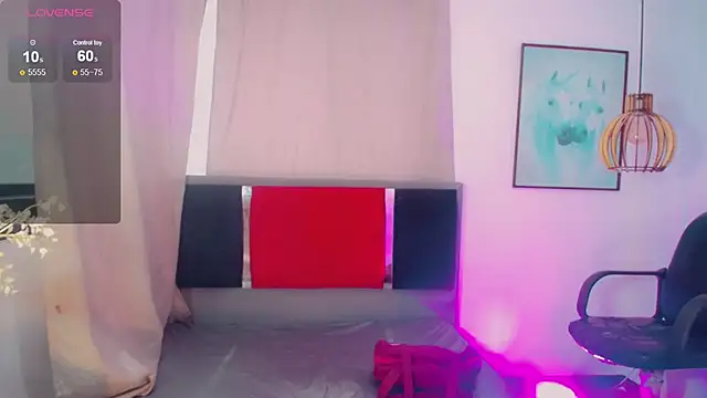 Snapshot of natalie_vegas_ chatting on 07-15-26, 11:17 natalie vegas online show from 07-15-26, 11:17