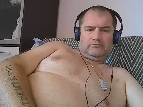 Snapshot of CristianDaniel78 chatting on 07-18-26, 07:06 CristianDaniel78 online show from 07-18-26, 07:06