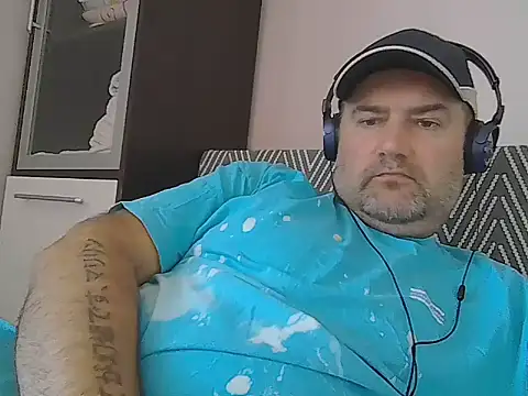 Snapshot of CristianDaniel78 chatting on 07-13-26, 04:56 CristianDaniel78 online show from 07-13-26, 04:56