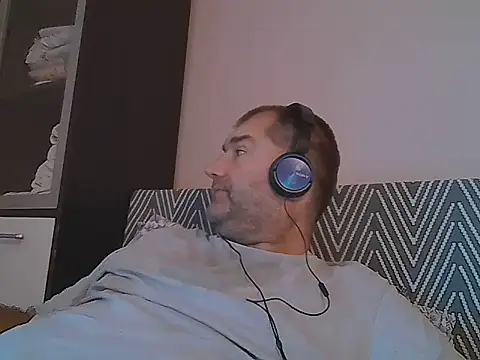 Snapshot of CristianDaniel78 chatting on 07-21-26, 03:30 CristianDaniel78 online show from 07-21-26, 03:30