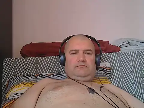 Snapshot of CristianDaniel78 chatting on 06-27-26, 07:25 CristianDaniel78 online show from 06-27-26, 07:25