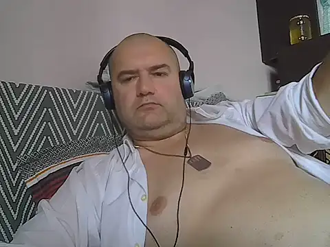 Snapshot of CristianDaniel78 chatting on 07-28-26, 05:04 CristianDaniel78 online show from 07-28-26, 05:04