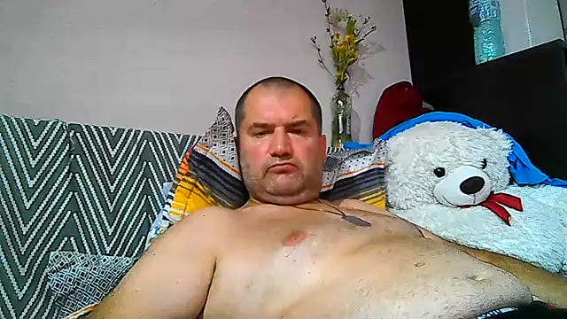 Snapshot of CristianDaniel78 chatting on 08-08-26, 04:58 CristianDaniel78 online show from 08-08-26, 04:58