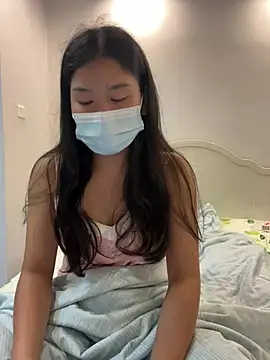 Snapshot of huahua-baby88 chatting on 06-21-26, 03:18 huahua-baby88 online show from 06-21-26, 03:18