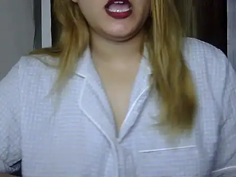 Sexyy Sana online show from 07-12-26, 03:24