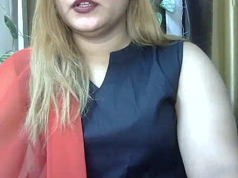 Sexyy Sana online show from 07-15-26, 05:42