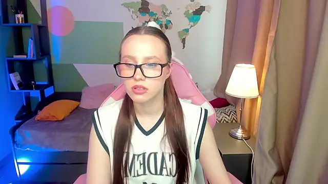 Snapshot of Bella_Sage chatting on 07-04-26, 05:47 Bella Sage online show from 07-04-26, 05:47