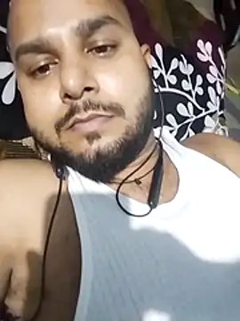 Snapshot of Ajeeiii chatting on 07-07-26, 05:49 Ajeeiii online show from 07-07-26, 05:49