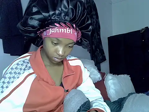 pretty jaz online show from 08-06-26, 12:38