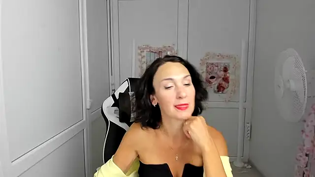 OliviaKateee online show from 07-01-26, 12:05