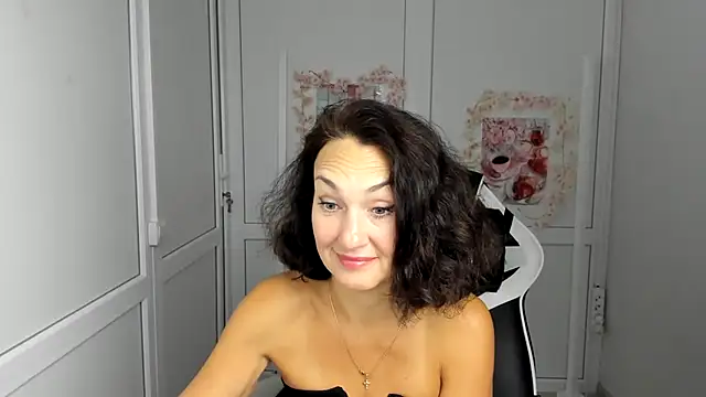 OliviaKateee online show from 07-23-26, 06:22