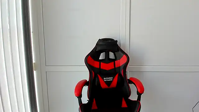 OliviaKateee online show from 07-09-26, 05:30