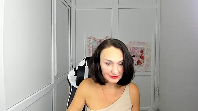 OliviaKateee online show from 07-15-26, 12:23