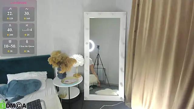 Snapshot of Velvet-Flame chatting on 08-06-26, 03:12 Velvet-Flame online show from 08-06-26, 03:12