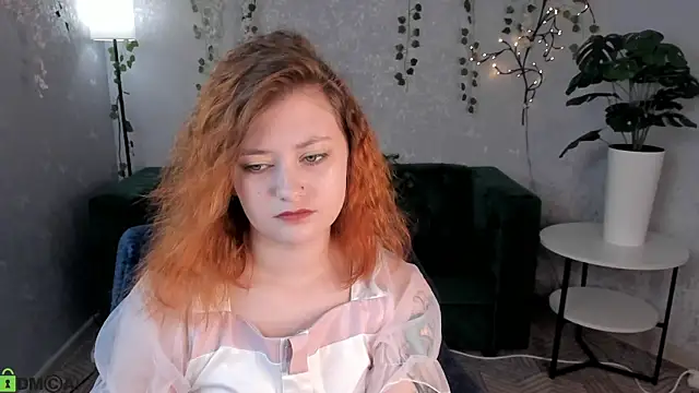 Snapshot of Velvet-Flame chatting on 07-31-26, 03:06 Velvet-Flame online show from 07-31-26, 03:06