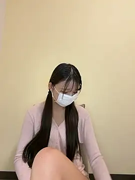 risa      online show from 07-06-26, 01:51