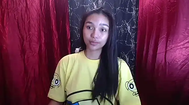 Snapshot of BlackBarbie4u chatting on 01-21-25, 04:16 BlackBarbie4u online show from 01-21-25, 04:16