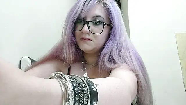 Snapshot of FeliniKatechini chatting on 07-31-26, 10:51 FeliniKatechini online show from 07-31-26, 10:51