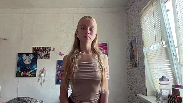 AliceGilbert  online show from 06-29-26, 02:40