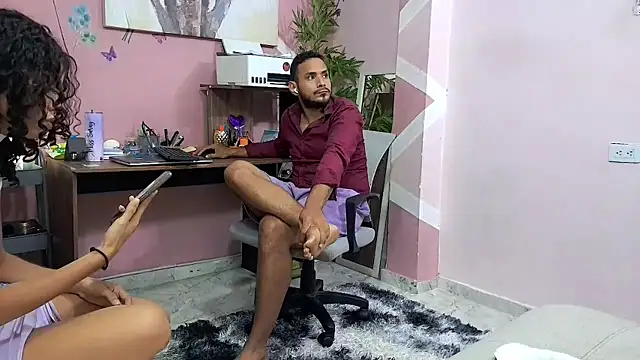 Pineappleflipped online show from 07-11-26, 02:12