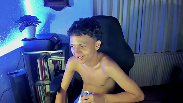 carlos 00foxx online show from 06-28-26, 01:01