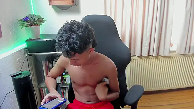 carlos 00foxx online show from 06-26-26, 12:44