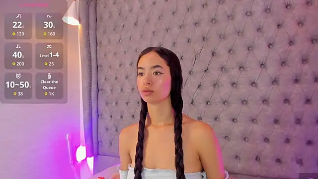 Snapshot of Peiton_Lee_ chatting on 07-08-26, 11:55 Peiton Lee online show from 07-08-26, 11:55