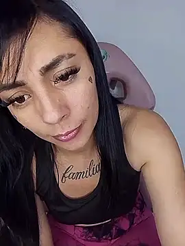 Snapshot of Dulce_marii chatting on 07-11-26, 04:24 Dulce marii online show from 07-11-26, 04:24