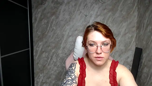 Reginasmilee online show from 03-09-26, 03:43