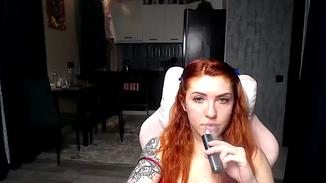 Reginasmilee online show from 03-13-26, 04:17