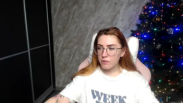 Reginasmilee online show from 01-09-26, 02:40