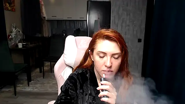 Reginasmilee online show from 04-08-26, 02:46