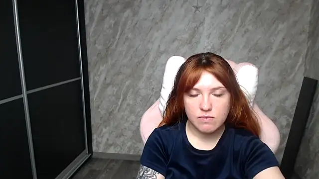 Reginasmilee online show from 02-19-26, 04:53