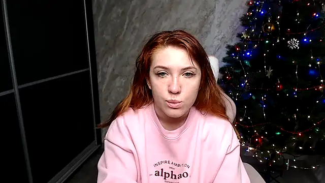 Reginasmilee online show from 12-18-25, 12:38