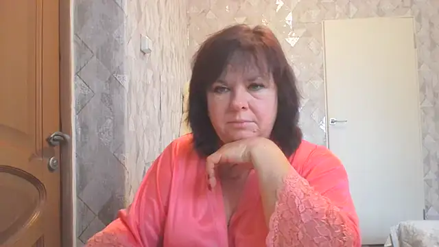 Snapshot of HannahAna39 chatting on 07-21-26, 07:10 HannahAna39 online show from 07-21-26, 07:10