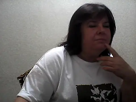 Snapshot of HannahAna39 chatting on 06-27-26, 09:04 HannahAna39 online show from 06-27-26, 09:04