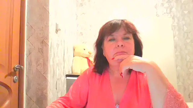 Snapshot of HannahAna39 chatting on 07-21-26, 08:32 HannahAna39 online show from 07-21-26, 08:32