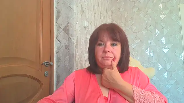 Snapshot of HannahAna39 chatting on 08-04-26, 05:23 HannahAna39 online show from 08-04-26, 05:23