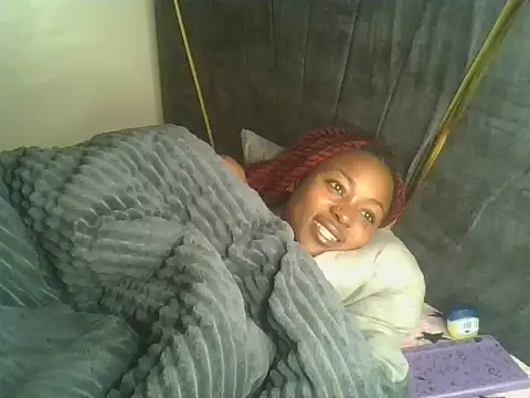 Snapshot of Prettyquueen chatting on 08-06-26, 05:24 Prettyquueen online show from 08-06-26, 05:24