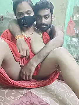 Snapshot of manirani_1 chatting on 07-04-26, 05:28 manirani 1 online show from 07-04-26, 05:28
